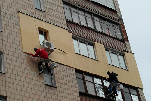 Как сделать панельный дом теплее